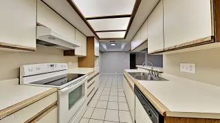 Photo #6: 6172714 Listing