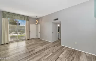 Photo #2: 6172745 Listing