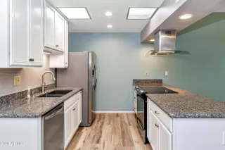 Photo #4: 6172745 Listing