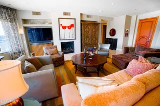 Photo #4: 6172842 Listing
