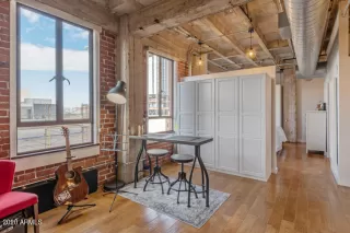 Photo #6: 6172952 Listing