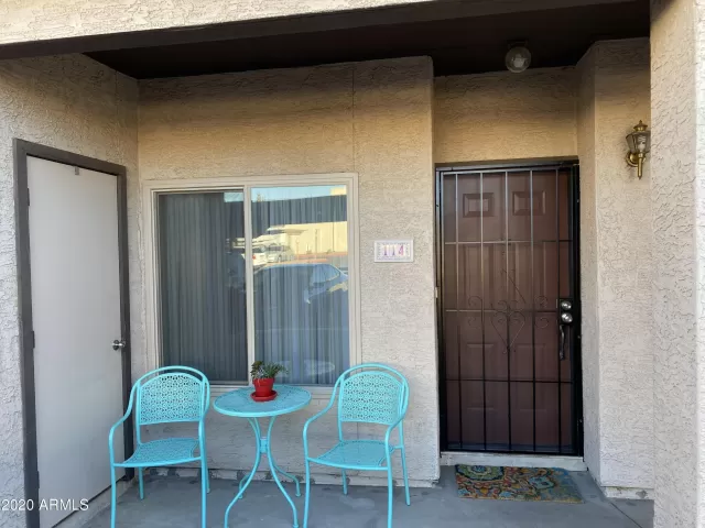 MLS: 6173062 Condo For Sale