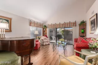 Photo #4: 6173170 Listing