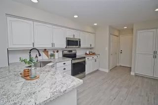 Photo #6: 6173386 Listing