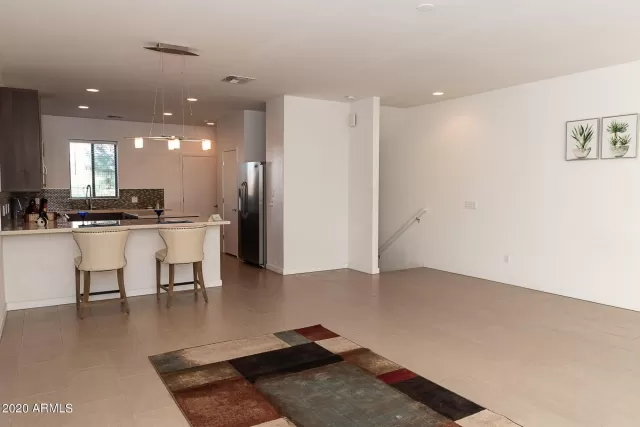 MLS: 6173472 Condo For Sale