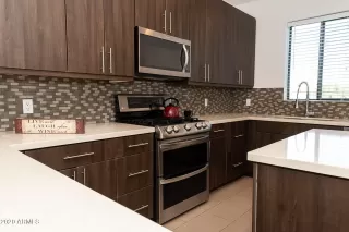 Photo #2: 6173472 Listing 