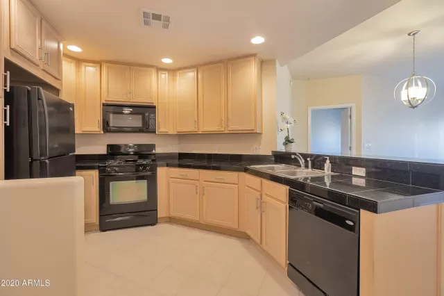 MLS: 6173490 Condo For Sale