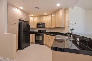 Photo #5: 6173490 Listing