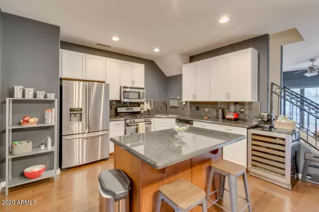 MLS: 6173494 Condo For Sale