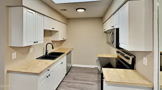 Photo #3: 6173632 Listing