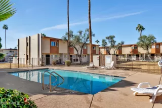 Photo #5: 6173670 Listing 