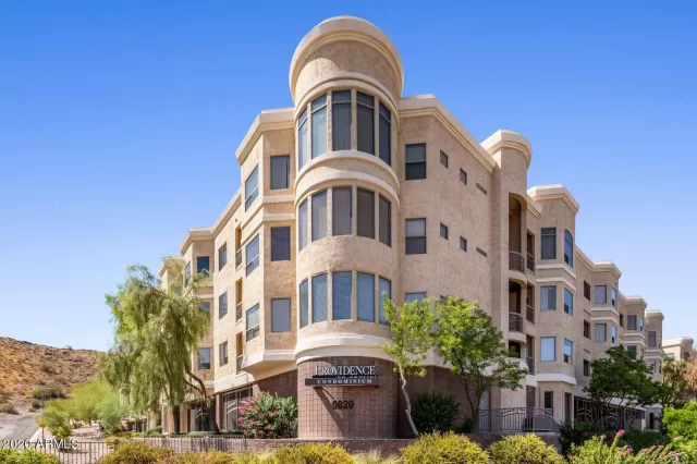 MLS: 6173806 Condo For Sale