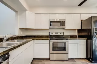 Photo #4: 6173823 Listing