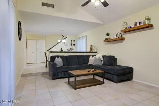 Photo #3: 6173838 Listing