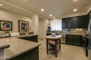 Photo #2: 6174012 Listing