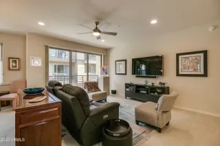 Photo #5: 6174012 Listing