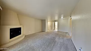 Photo #2: 6174087 Listing