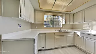 Photo #5: 6174087 Listing