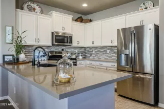 Photo #4: 6174283 Listing