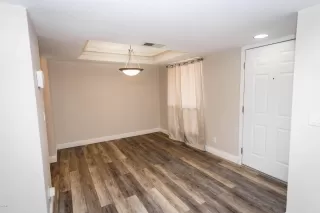 Photo #2: 6174285 Listing