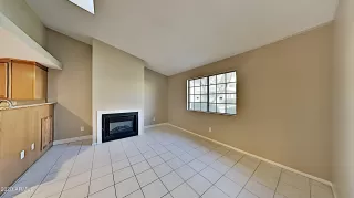 Photo #2: 6174392 Listing