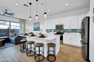 Photo #3: 6174573 Listing