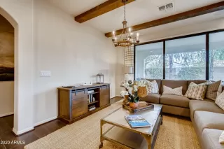 Photo #2: 6174713 Listing