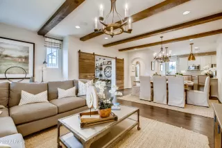 Photo #4: 6174713 Listing