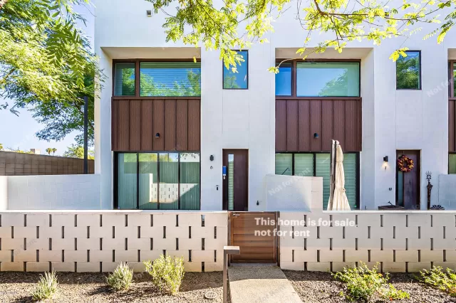 MLS: 6175001 Condo For Sale