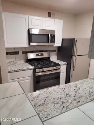 Photo #4: 6175041 Listing