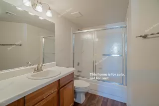 Photo #5: 6175069 Listing