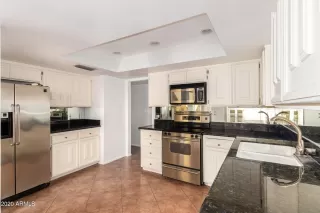 Photo #3: 6175117 Listing