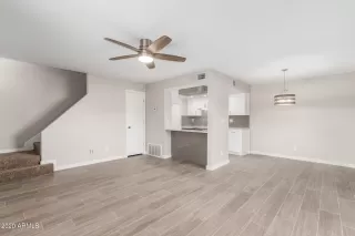 Photo #6: 6175190 Listing 