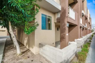 Photo #4: 6175225 Listing