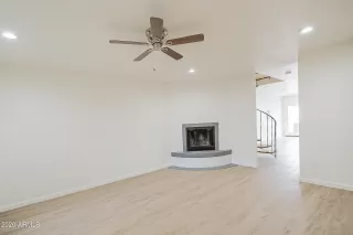 Photo #5: 6175240 Listing