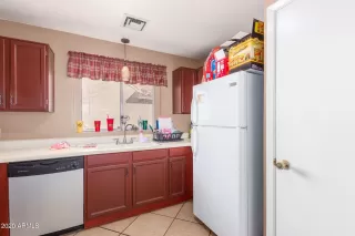 Photo #6: 6175317 Listing