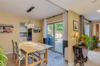 Photo #6: 6175401 Listing