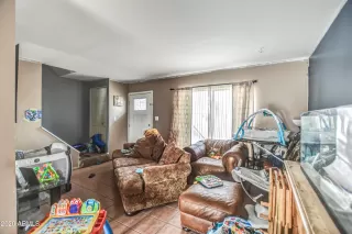 Photo #6: 6175702 Listing