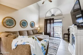 Photo #4: 6175753 Listing 