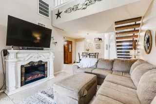 Photo #5: 6175753 Listing 