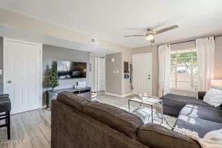 Photo #5: 6175811 Listing