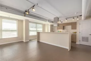 Photo #2: 6175815 Listing