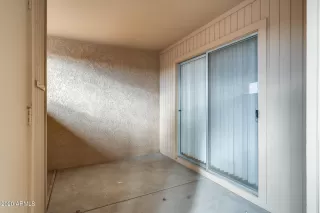 Photo #4: 6175830 Listing