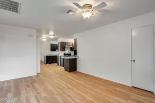 Photo #6: 6175830 Listing