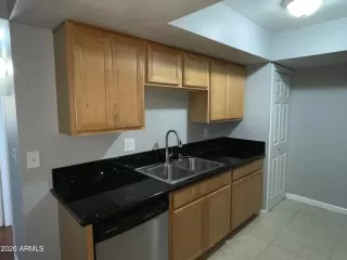 Photo #3: 6175849 Listing