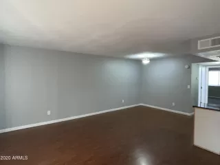 Photo #5: 6175849 Listing