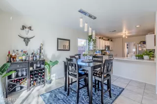 Photo #5: 6175964 Listing