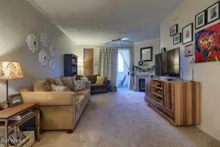 Photo #4: 6176076 Listing