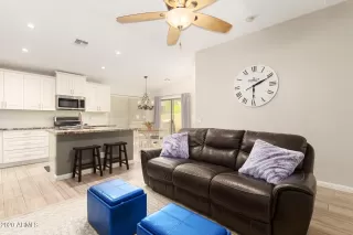 Photo #5: 6176159 Listing 