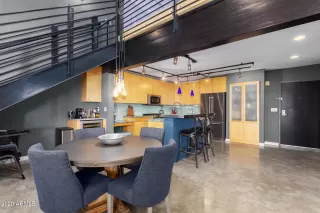 Photo #1: 6176262 Listing